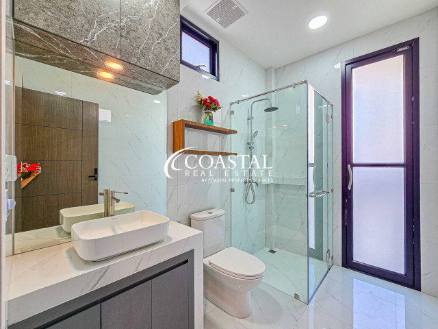 House For Sale Mabprachan/Pong