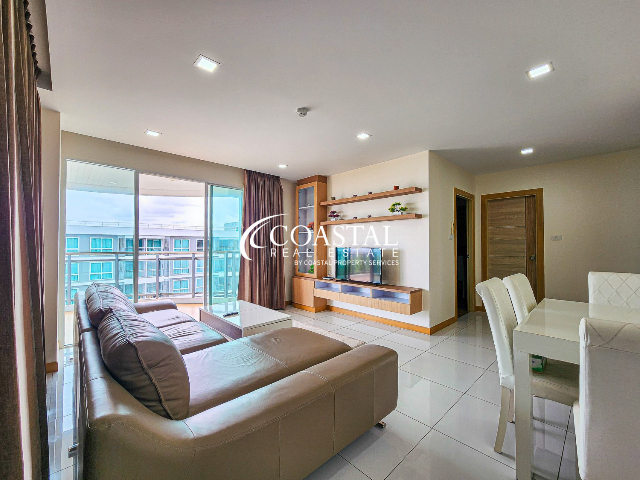 คอนโดสำหรับขายหรือเช่าที่นาจอมเทียน