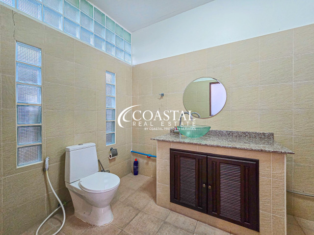 House For Rent Mabprachan/Pong