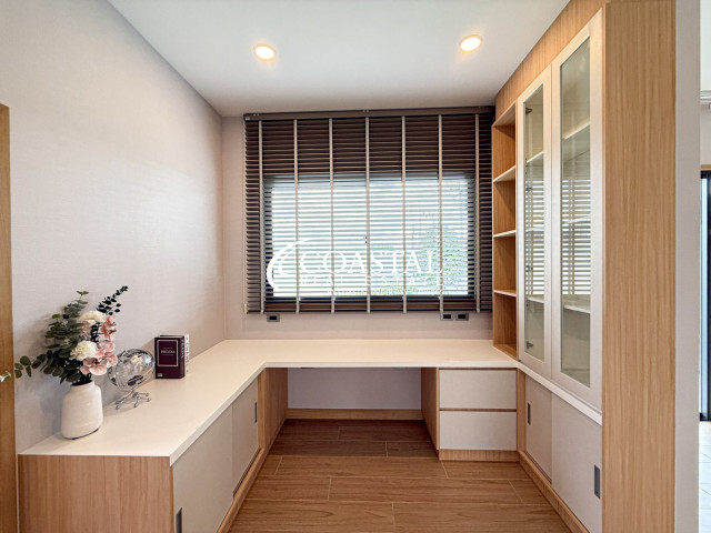 House For Sale Mabprachan/Pong