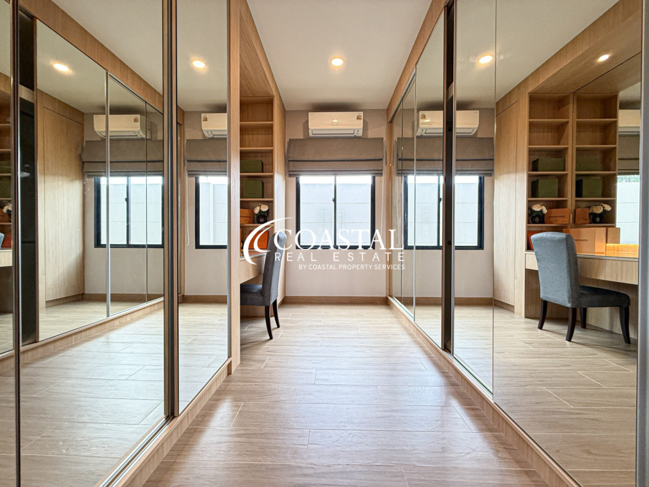 House For Sale Mabprachan/Pong