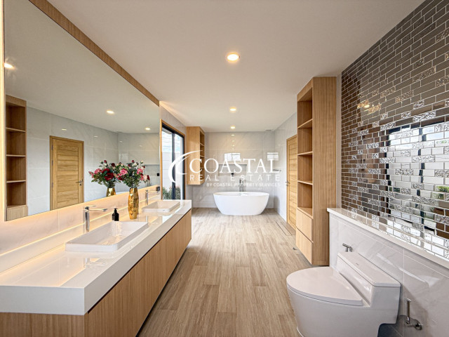 House For Sale Mabprachan/Pong