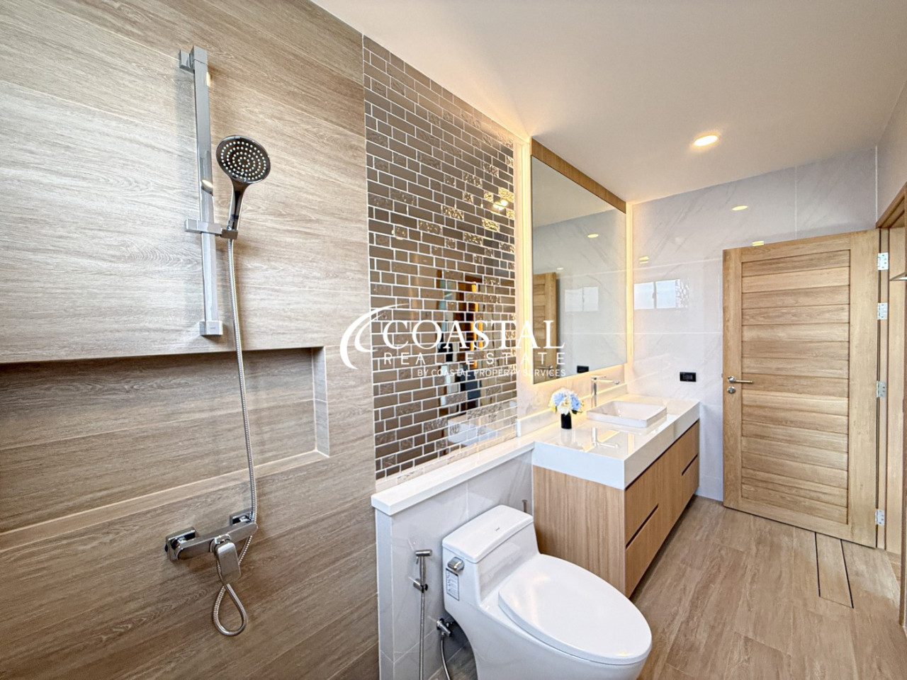 House For Sale Mabprachan/Pong