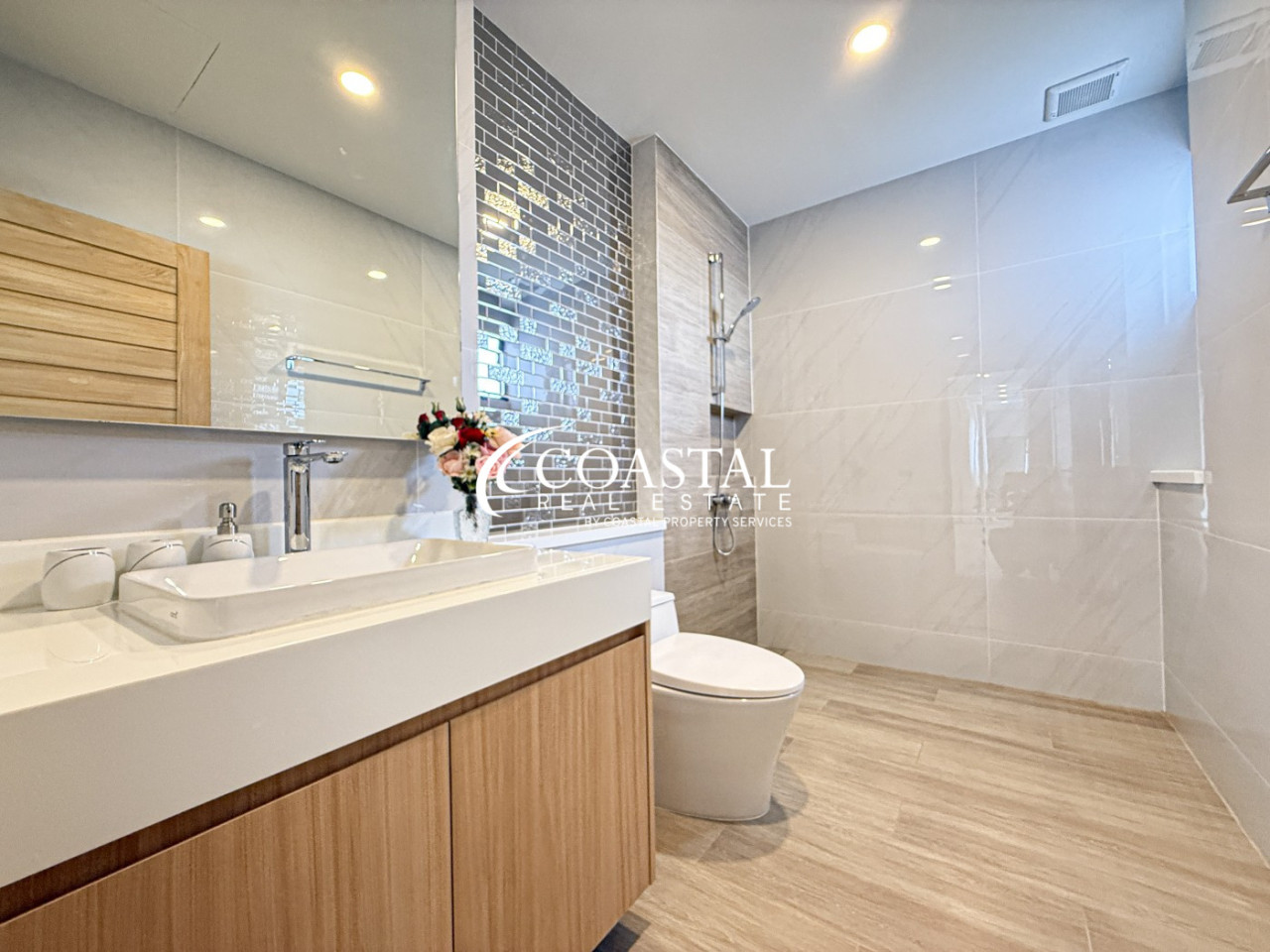 House For Sale Mabprachan/Pong