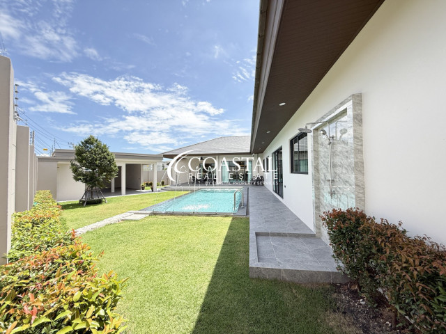 House For Sale Mabprachan/Pong