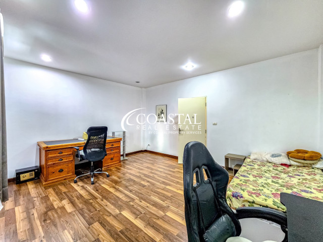 Townhouse For Sale And Rent Central Pattaya