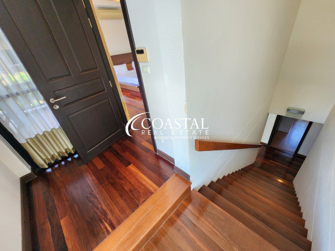 House For Sale And Rent Mabprachan/Pong