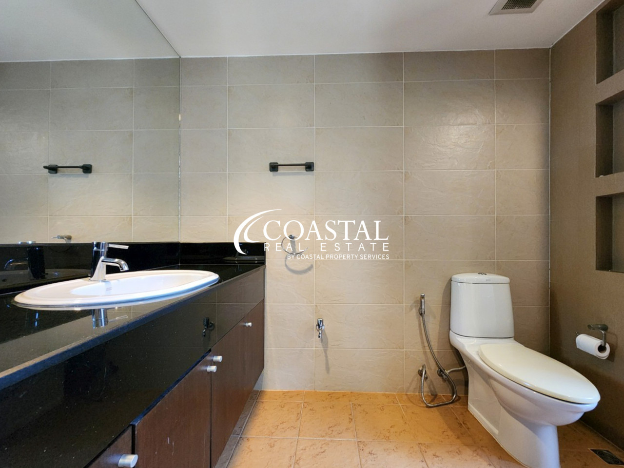 House For Sale And Rent Mabprachan/Pong