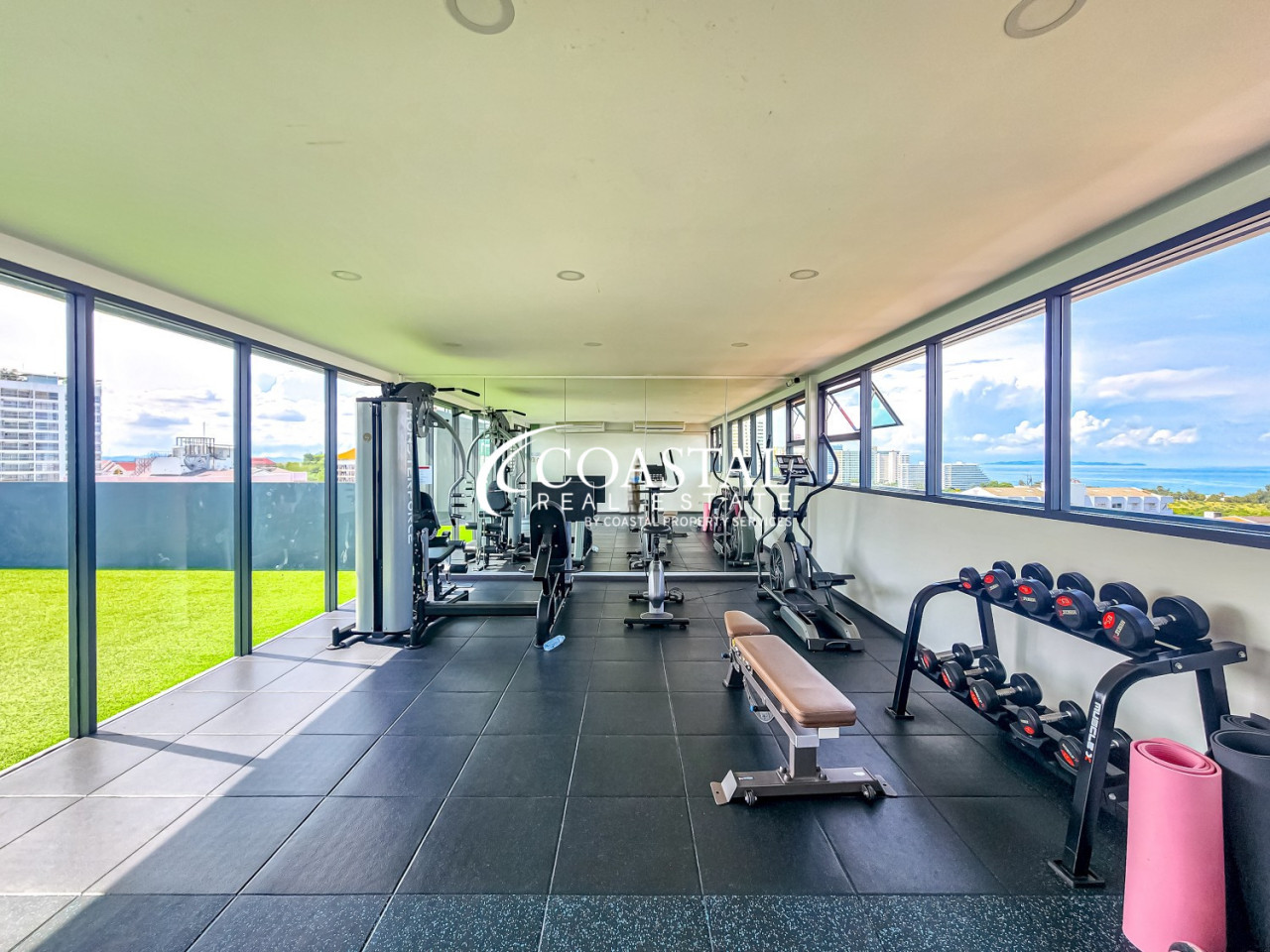 Commercial For Sale And Rent Pratumnak