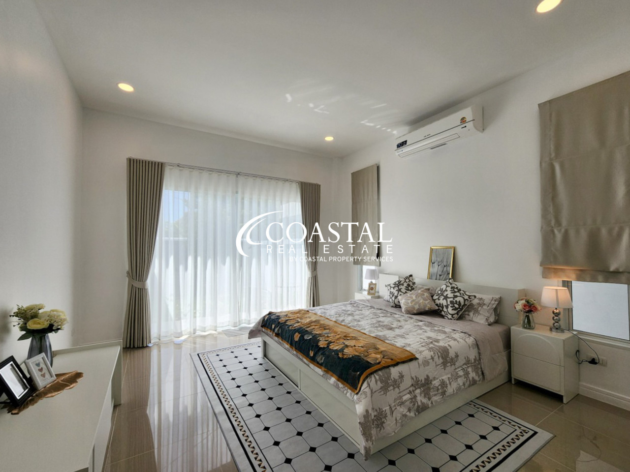 House For Rent Mabprachan/Pong