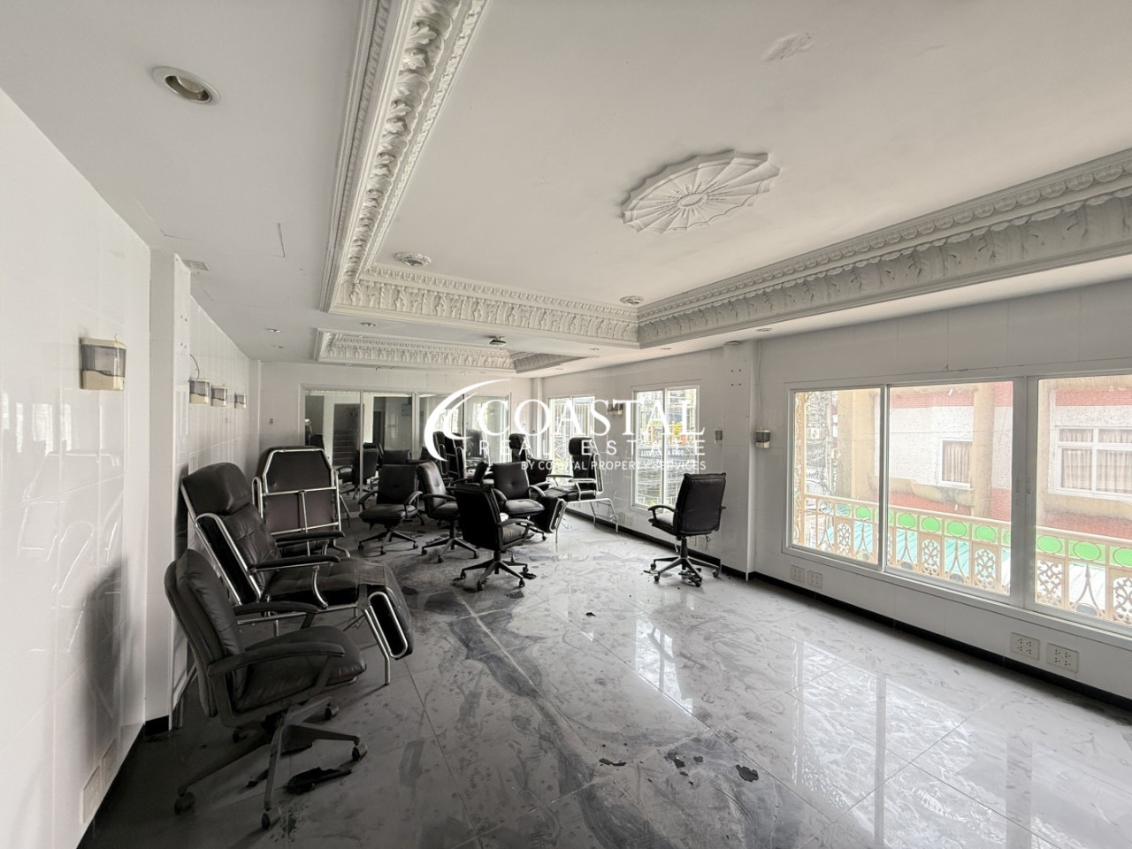 Commercial For Sale Central Pattaya