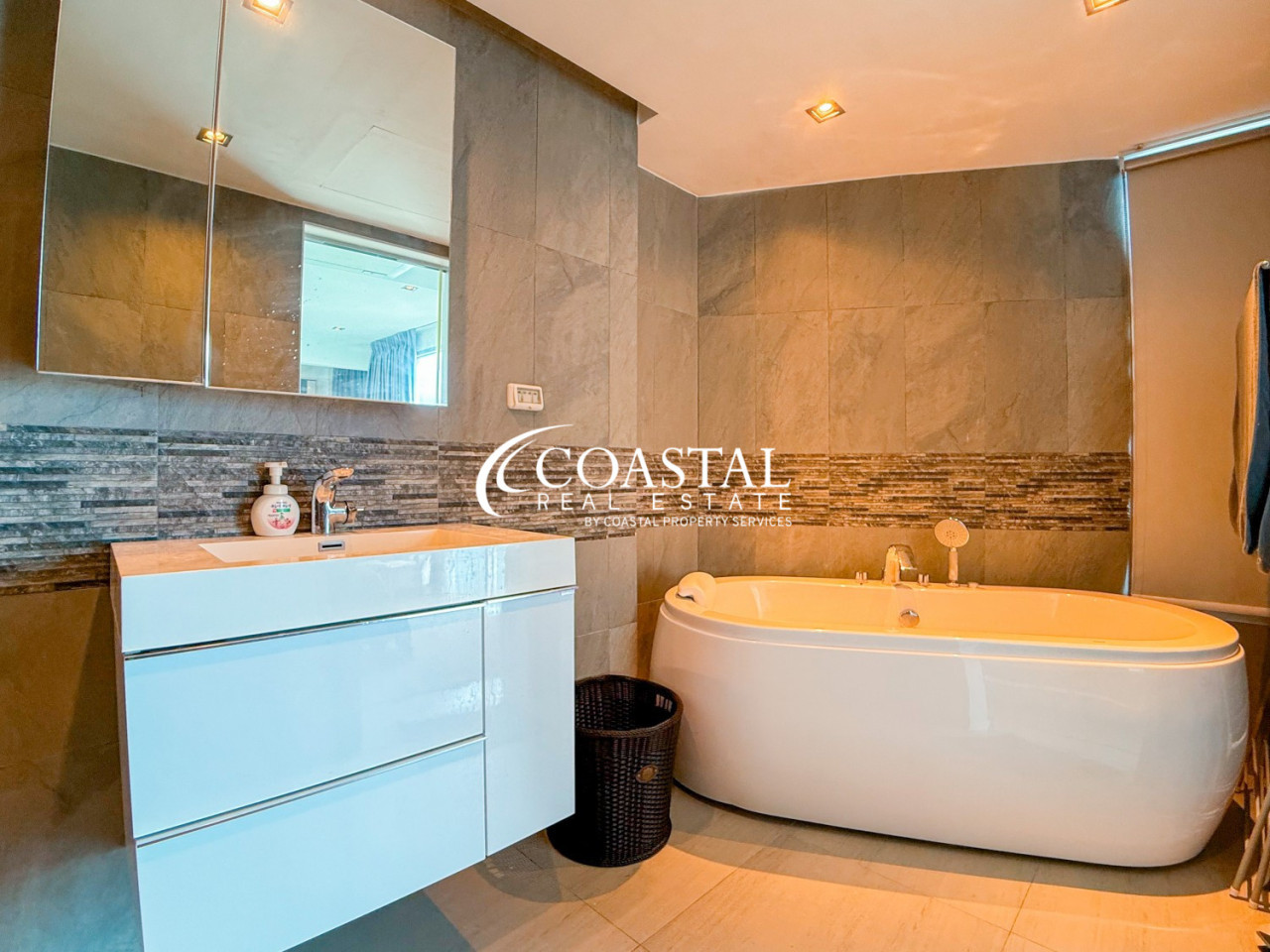 Condo For Rent Pratumnak