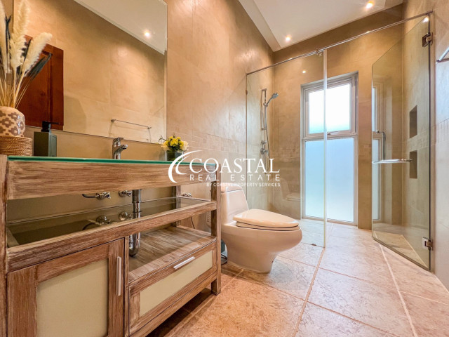 House For Sale Mabprachan/Pong