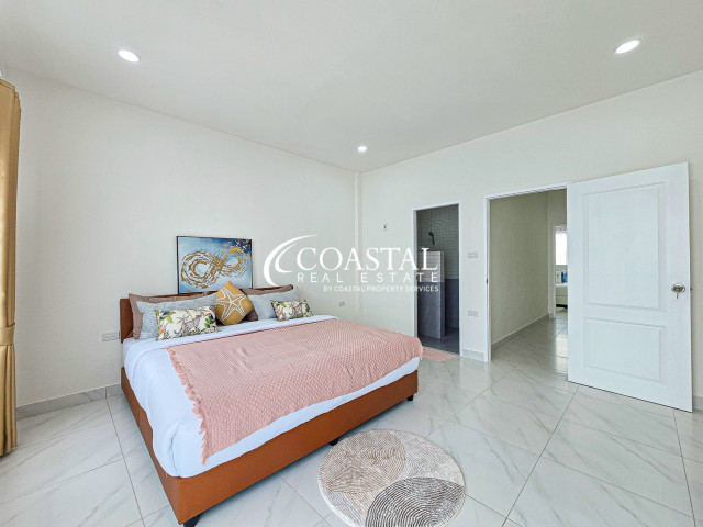 Townhouse For Sale East Pattaya