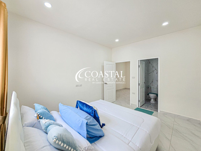 Townhouse For Sale East Pattaya