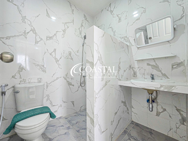 Townhouse For Sale East Pattaya