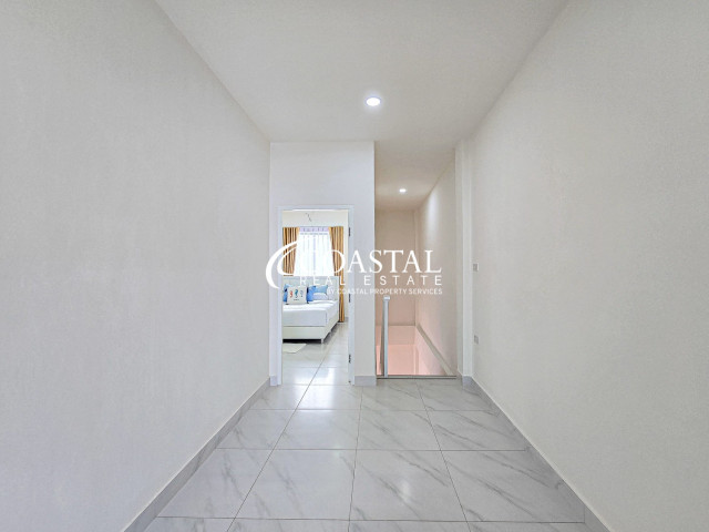 Townhouse For Sale East Pattaya