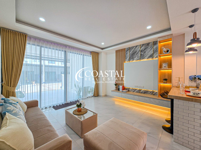 Townhouse For Sale East Pattaya