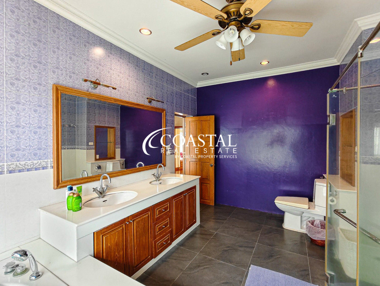 บ้านสำหรับขายหรือเช่าที่บ้านอำเภอ