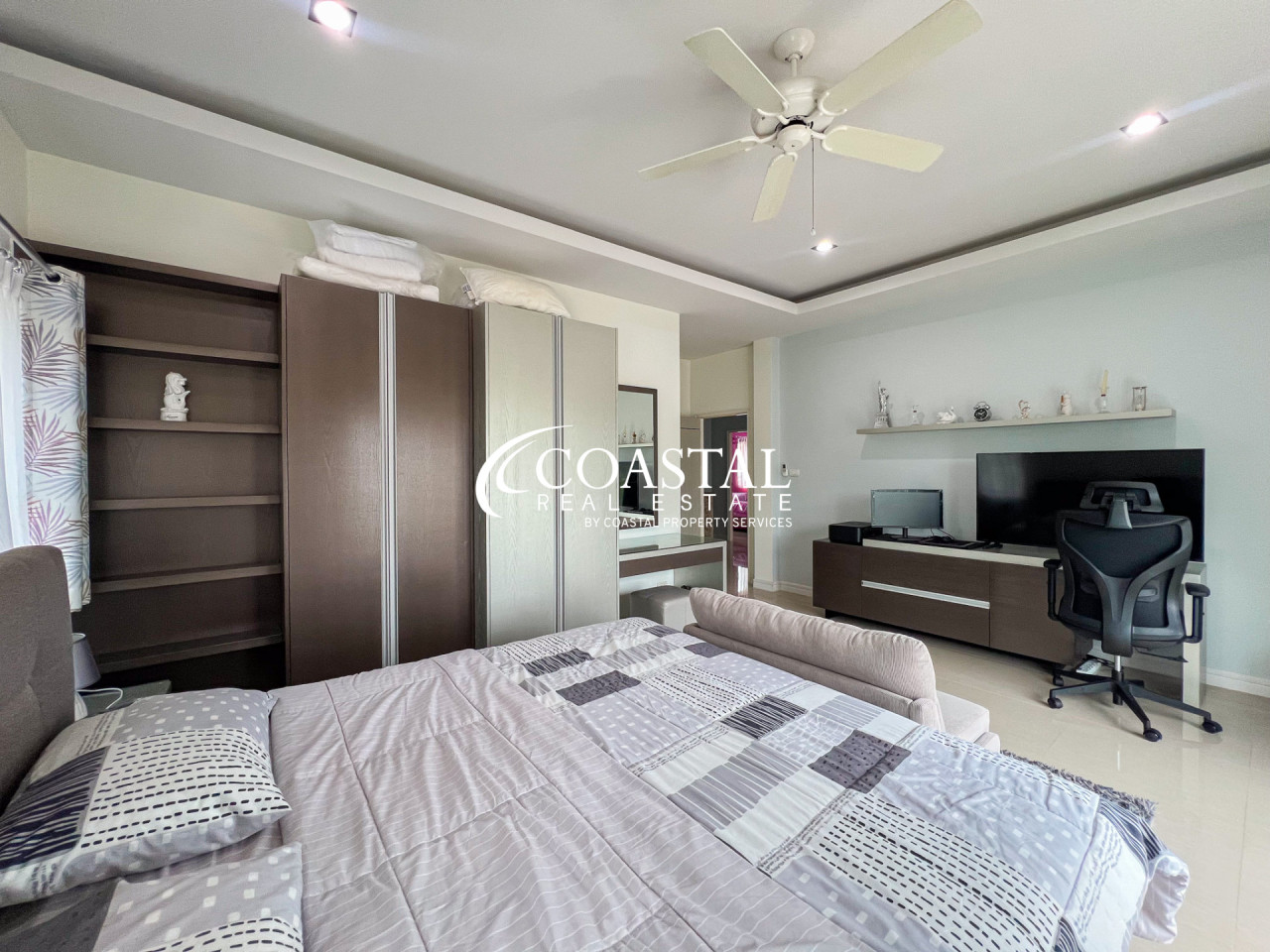 House For Sale Mabprachan/Pong