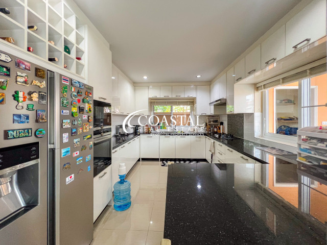 House For Sale Mabprachan/Pong