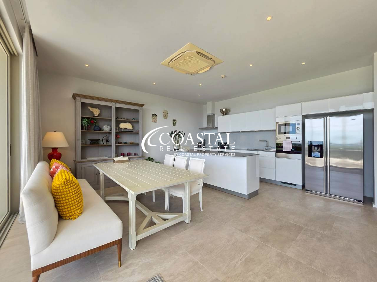 คอนโดสำหรับขายหรือเช่าที่บางเสร่