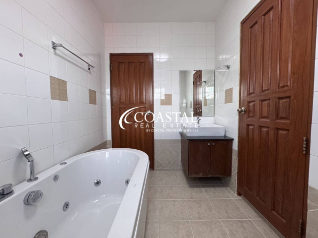 House For Sale And Rent Nong Palai