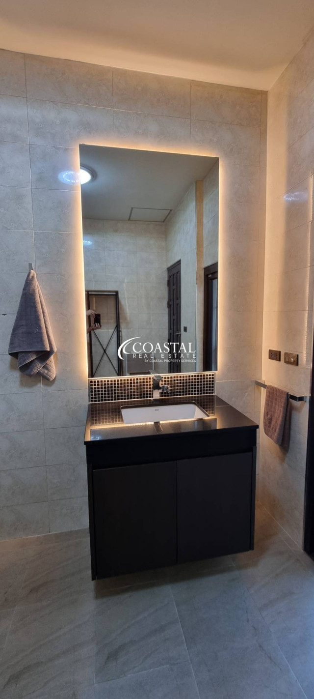 House For Sale Mabprachan/Pong