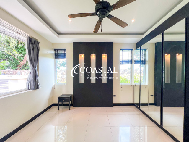 House For Sale And Rent Mabprachan/Pong