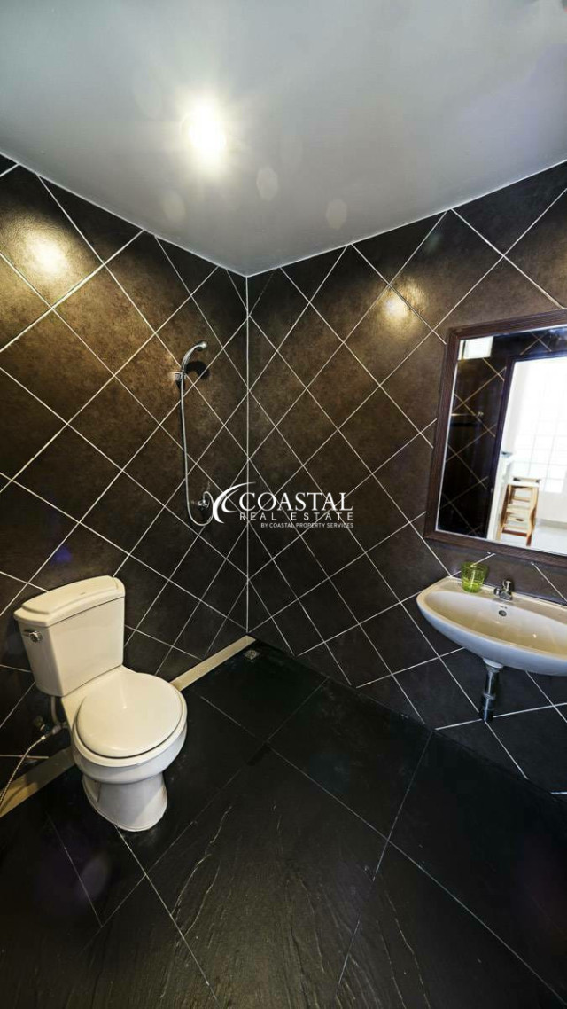 Townhouse For Sale Pratumnak