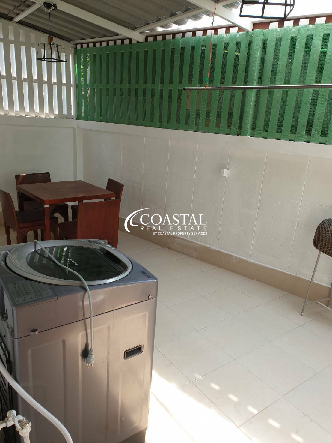 Townhouse For Sale Pratumnak