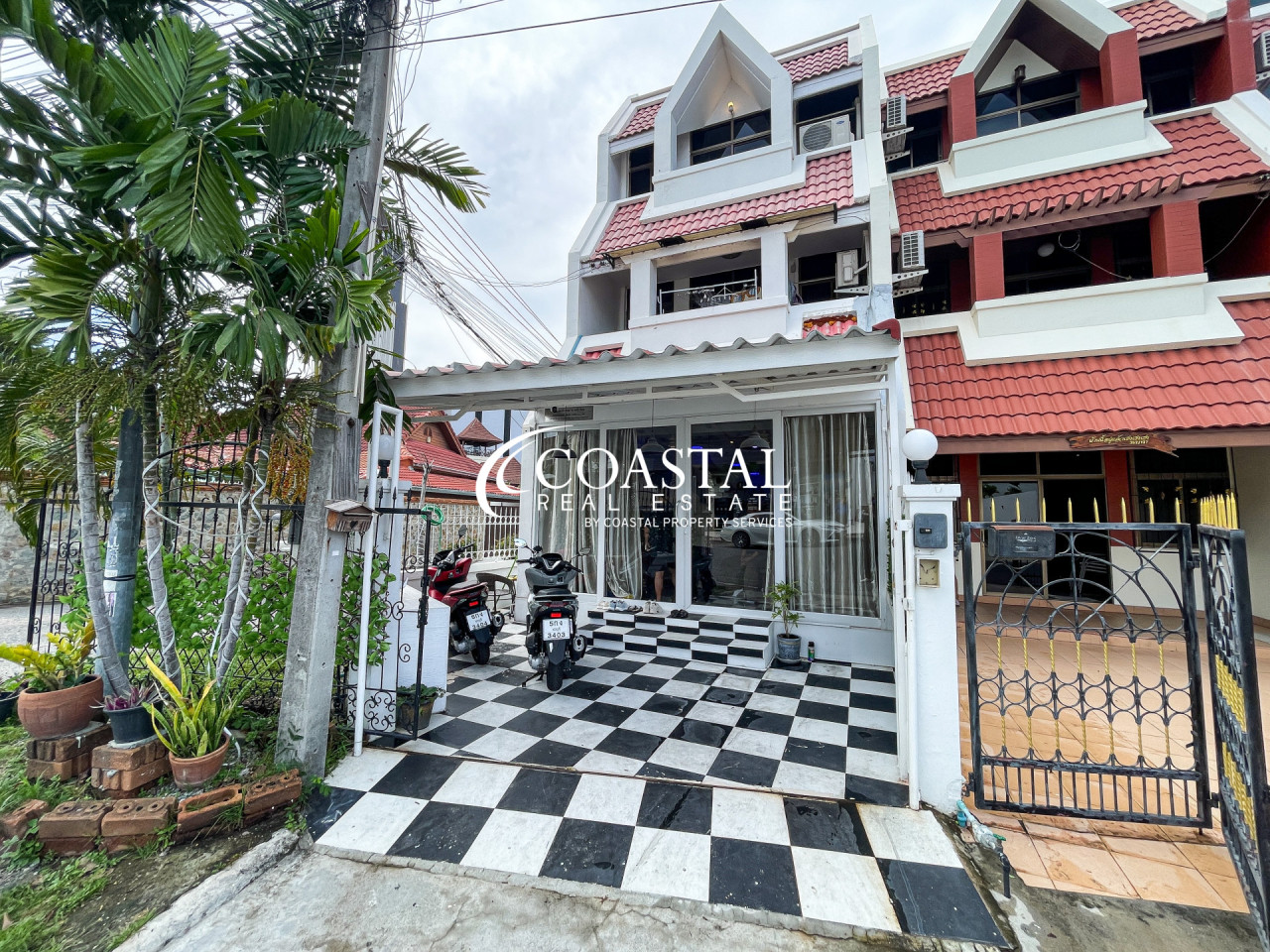 Townhouse For Sale Pratumnak