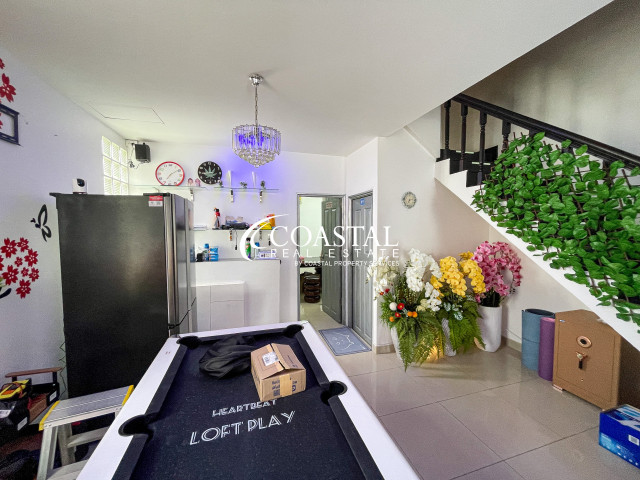 Townhouse For Sale Pratumnak