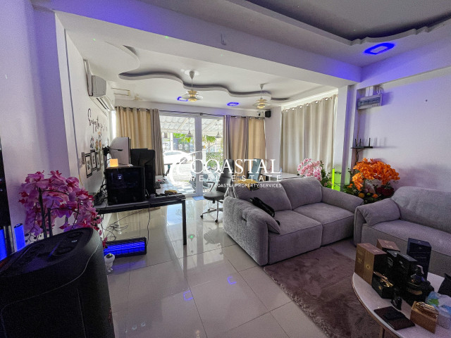 Townhouse For Sale Pratumnak