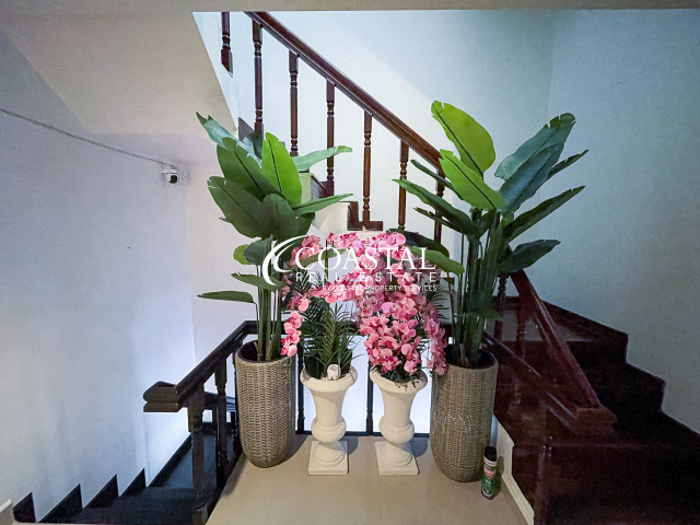 Townhouse For Sale Pratumnak