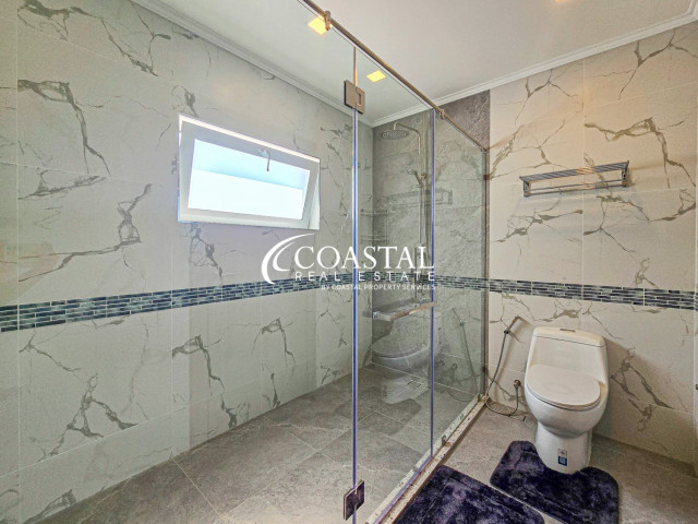 House For Sale Mabprachan/Pong