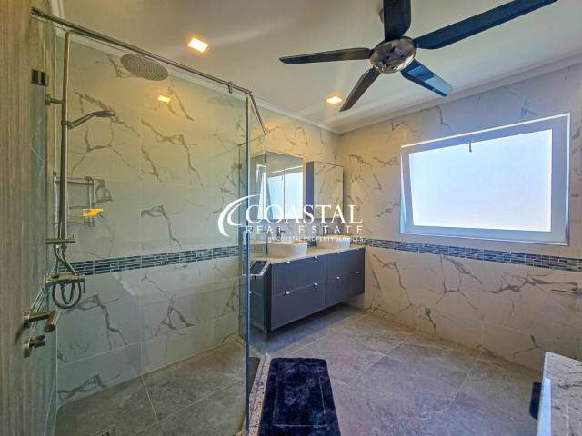 House For Sale Mabprachan/Pong