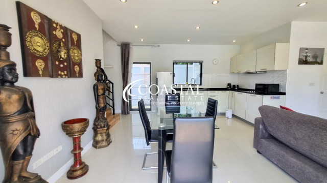 ทาวน์เฮ้าส์สำหรับขายที่ห้วยใหญ่