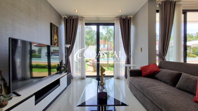 ทาวน์เฮ้าส์สำหรับขายที่ห้วยใหญ่