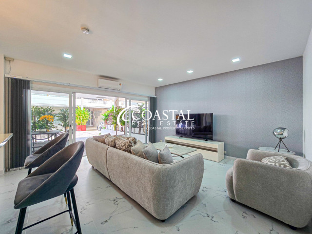 ทาวน์เฮ้าส์สำหรับเช่าที่พระตำหนัก