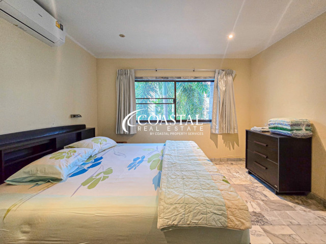 ทาวน์เฮ้าส์สำหรับขายที่พระตำหนัก