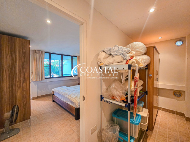 ทาวน์เฮ้าส์สำหรับขายที่พระตำหนัก