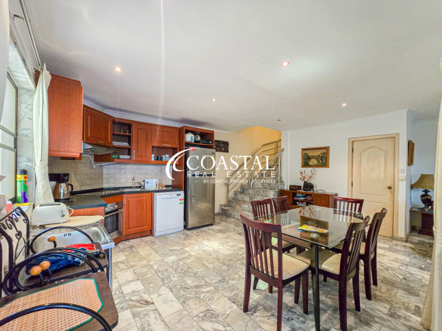 ทาวน์เฮ้าส์สำหรับขายที่พระตำหนัก