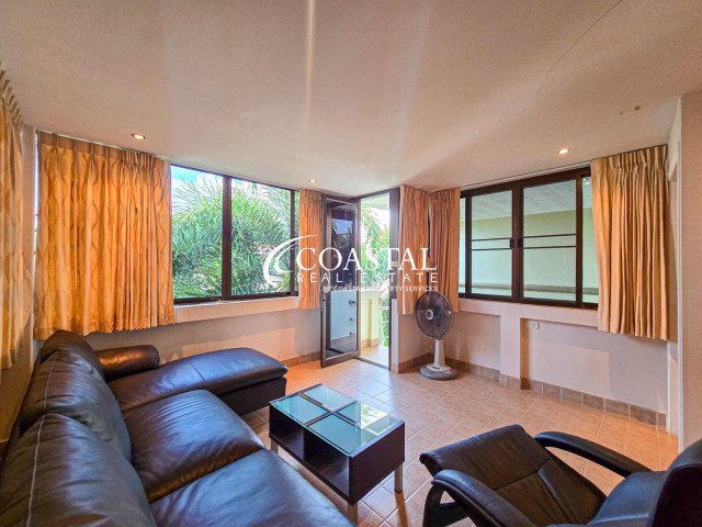 ทาวน์เฮ้าส์สำหรับขายที่พระตำหนัก