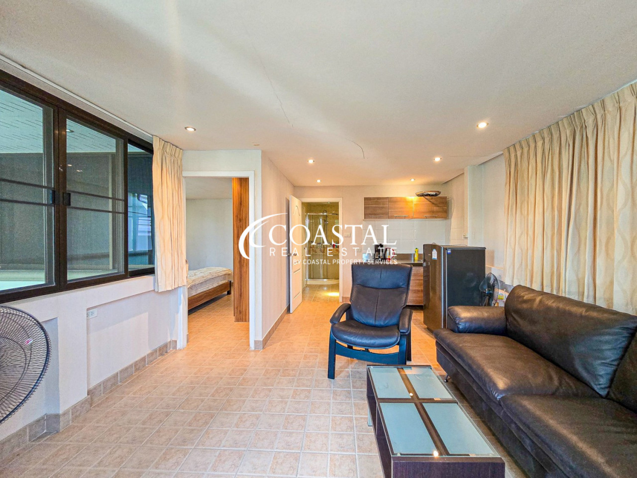 ทาวน์เฮ้าส์สำหรับขายที่พระตำหนัก