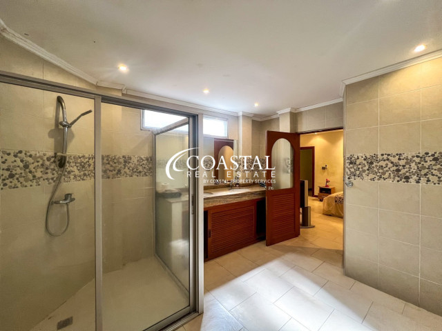 Commercial For Sale Pratumnak