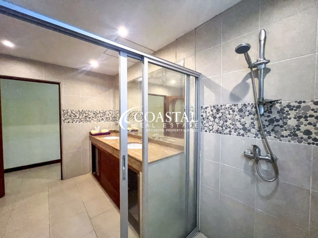 Commercial For Sale Pratumnak