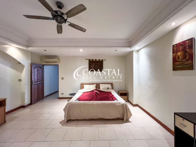 Commercial For Sale Pratumnak