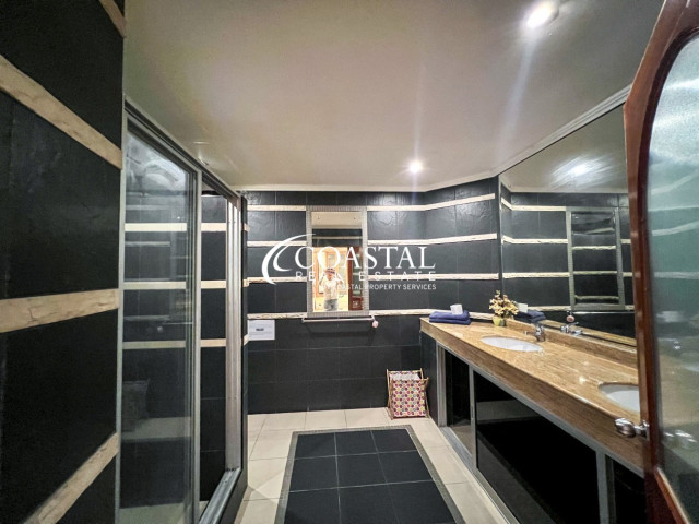 Commercial For Sale Pratumnak