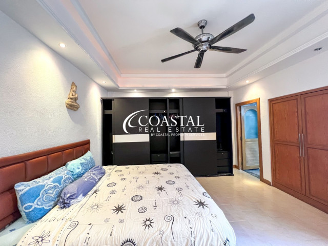 Commercial For Sale Pratumnak